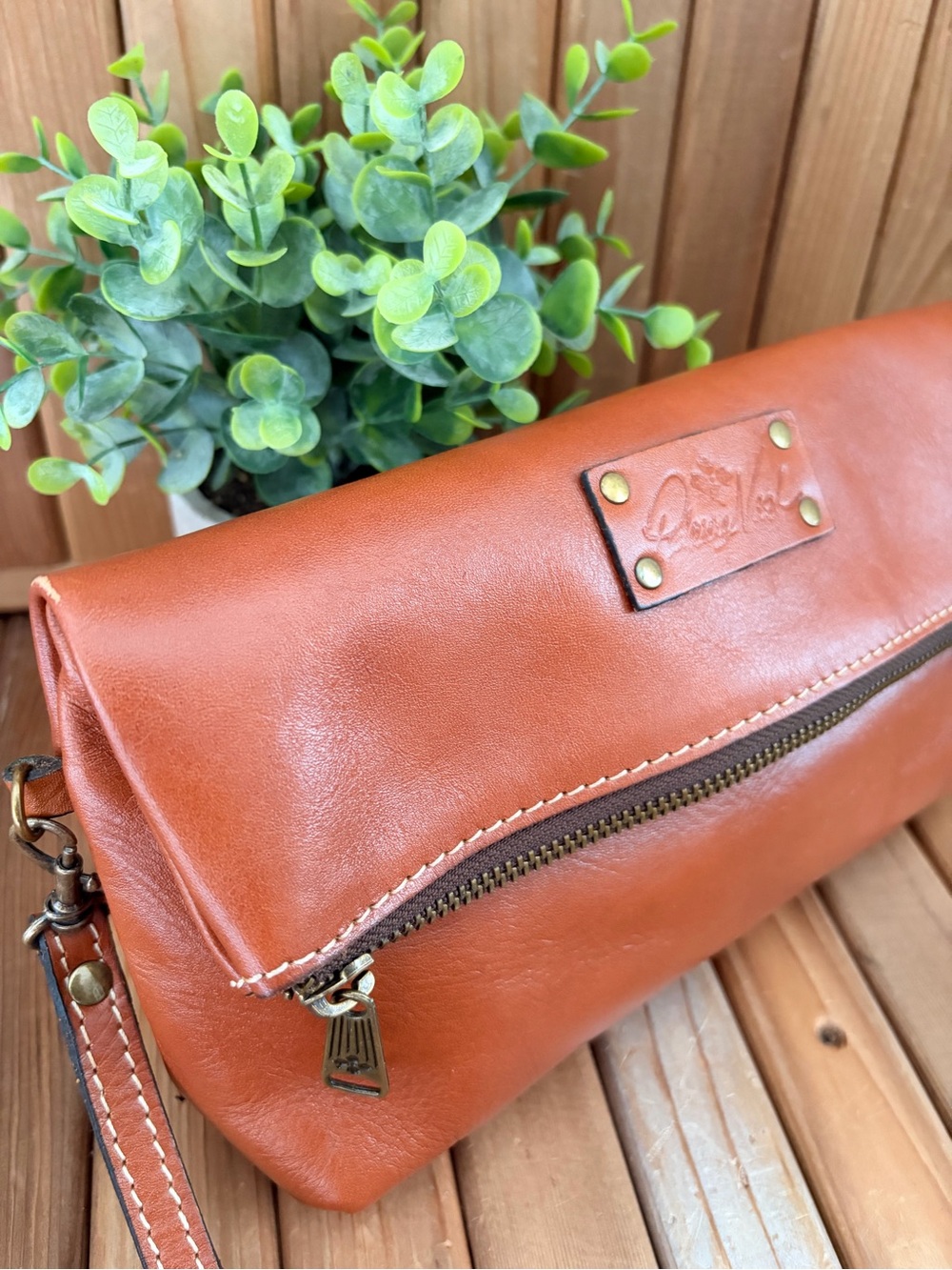 Patricia Nash Leather 'Valerie' Clutch Wristlet in Cognac Brown - Picture 2 of 12